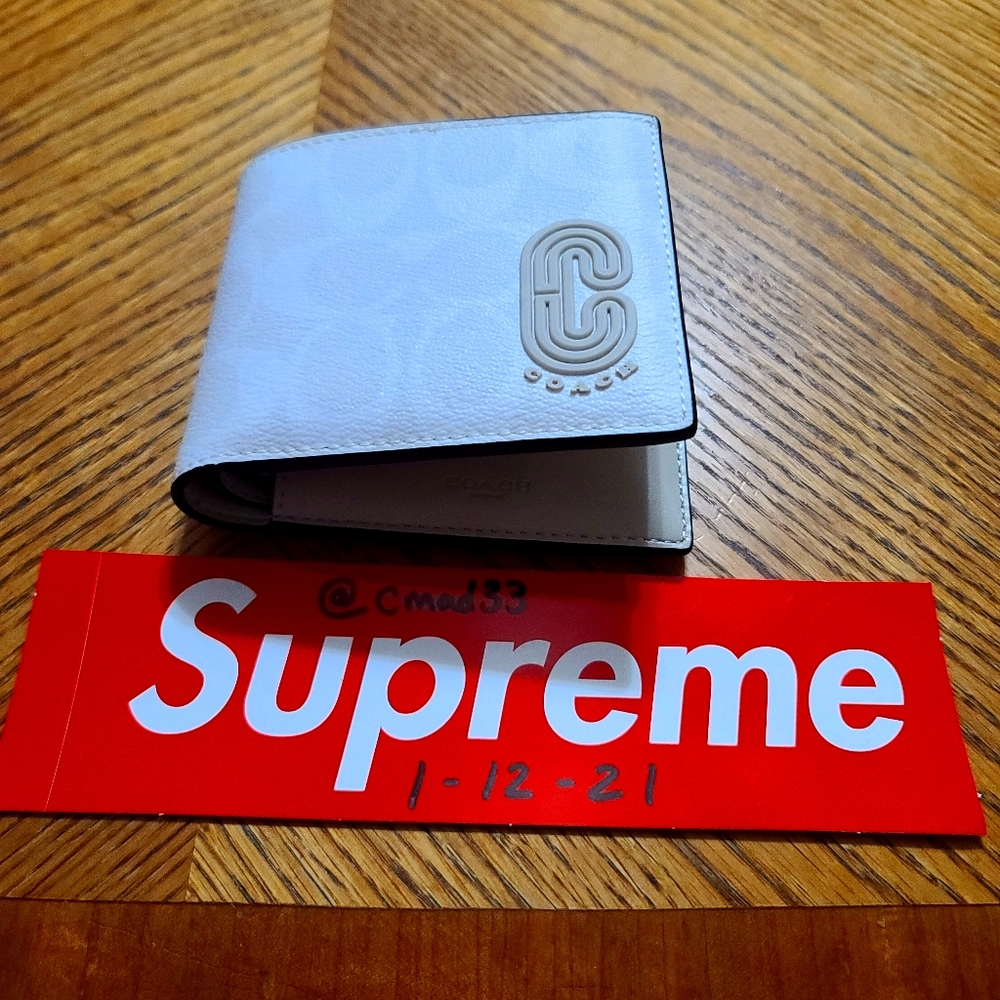 Coach bi fold wallet